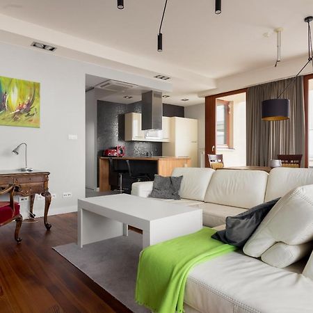 Hlonda Deluxe Apartment With Terrace Βαρσοβία Εξωτερικό φωτογραφία